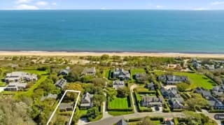 rental property in 1 Sankaty Road