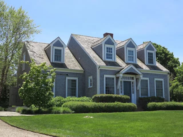 rental property in 28 Dukes Road - House and Cottage