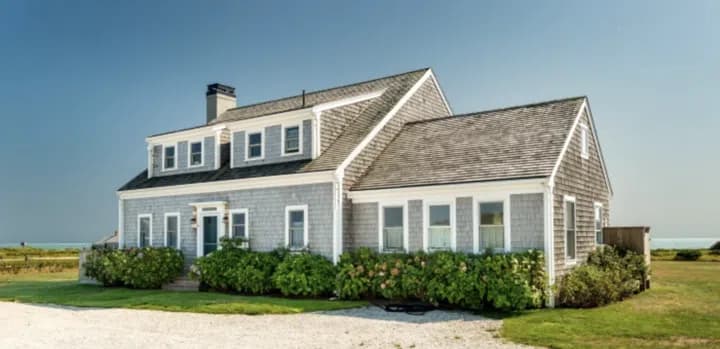 rental property in 54 Madequecham Valley Road