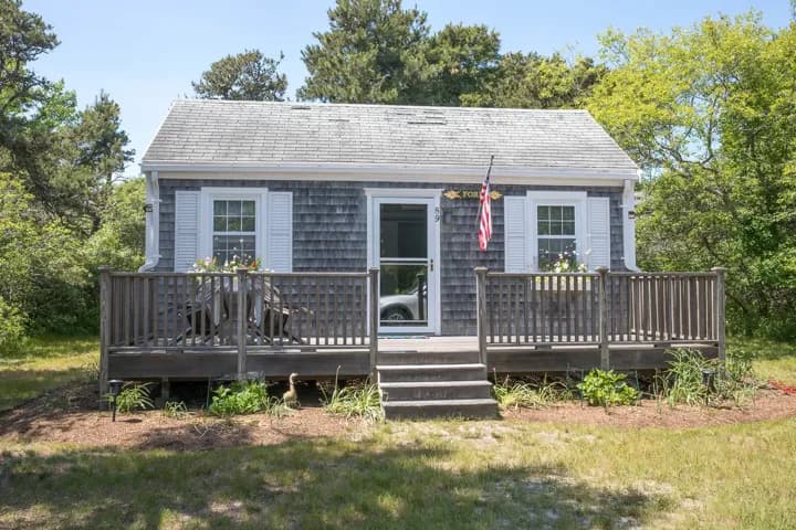 rental property in 89 Fairgrounds Rd