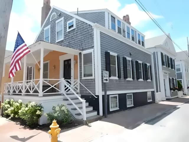 rental property in 20 Hussey Street