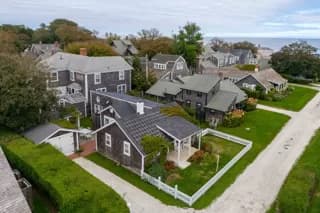 rental property in 11 Pochick Street