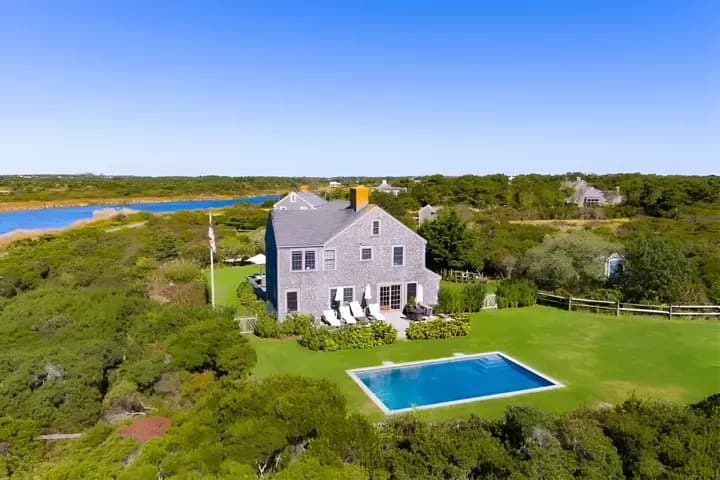 rental property in 142 Miacomet Road