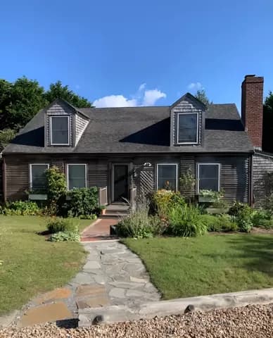 rental property in 8 Keel Lane