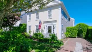rental property in 14 Goldfinch Drive