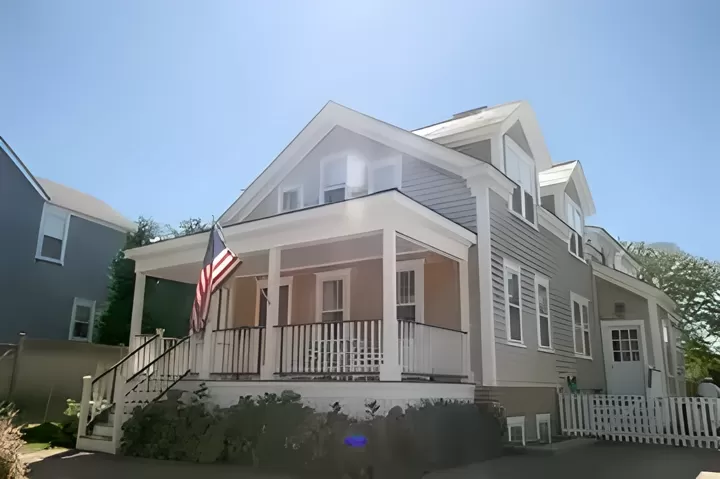 rental property in 28 Cliff Road
