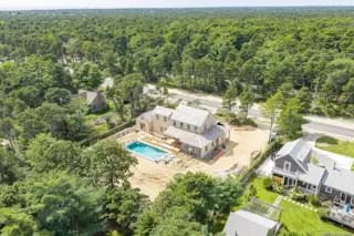 rental property in 38A Lovers Lane