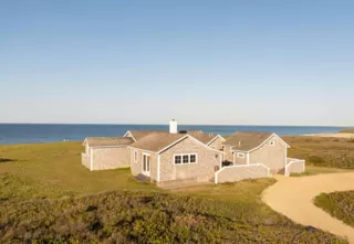 rental property in 10 Waquoit Road
