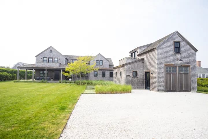 rental property in 243 Hummock Pond Road