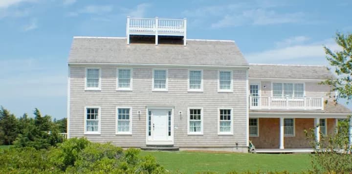 rental property in 7 Davis Lane
