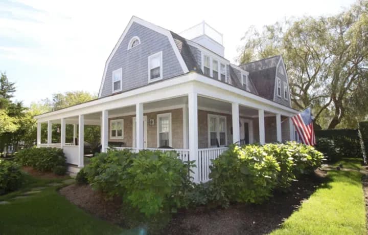 rental property in 4 Gardner Perry Lane