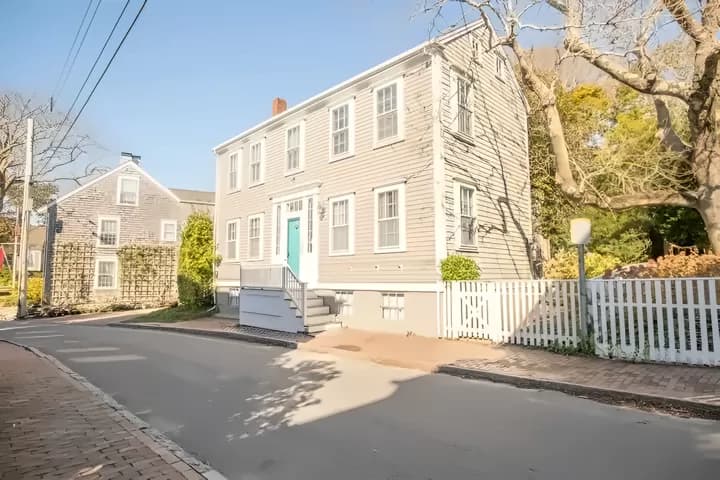 rental property in 23 Hussey Street