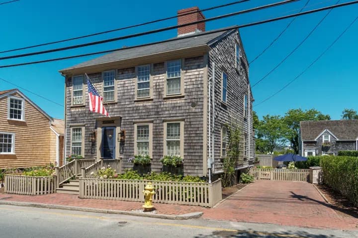 rental property in 38 Union Street