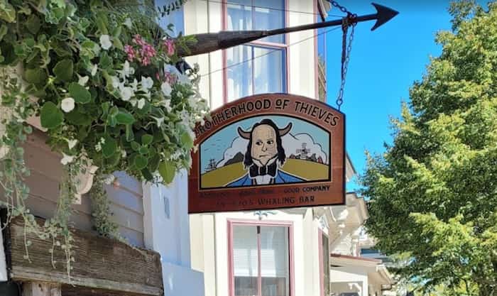 Brotherhood Of Thieves, Nantucket